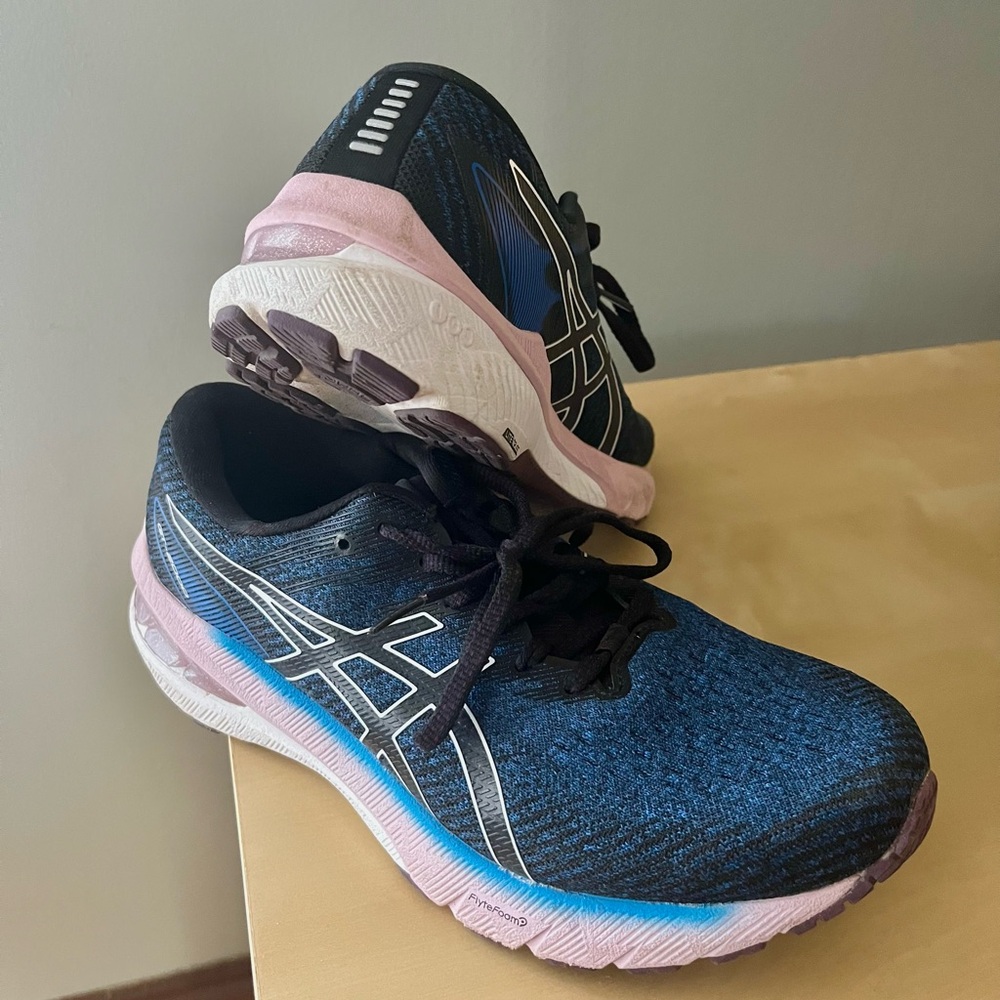 Like new ASICS running shoes